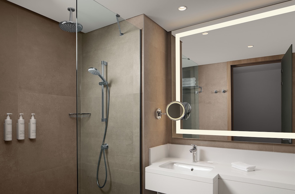 Courtyard by Marriott Dakar Diamniadio 86/89