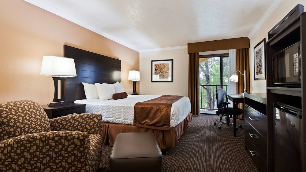 Best Western Airport Albuquerque Inn Suites Hotel & Suites 18/40