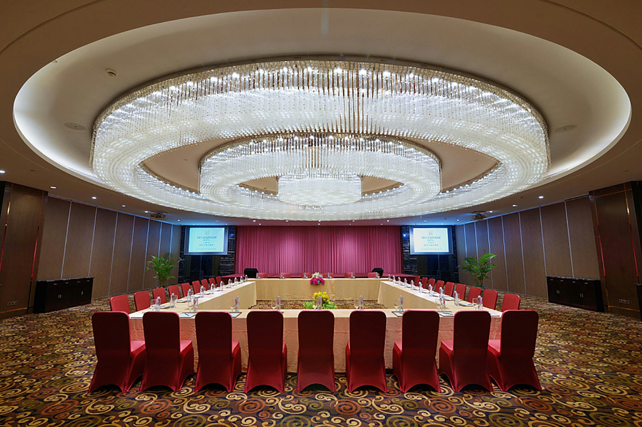 Millennium Hotel Fuqing 7/11