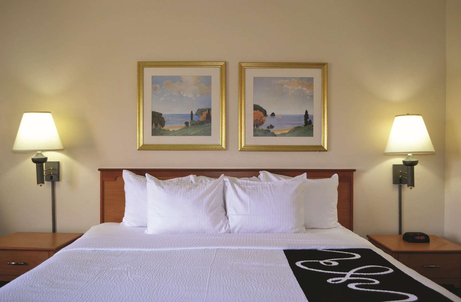 La Quinta Inn & Suites by Wyndham Tampa Fairgrounds - Casino 27/43
