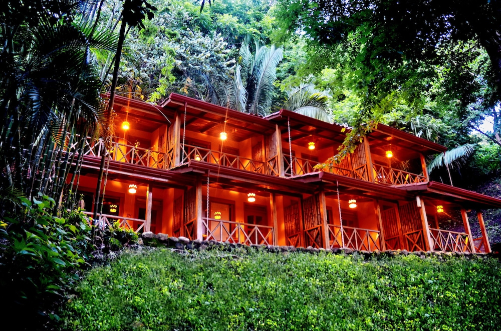 Esencia Hotel And Villas 2/65