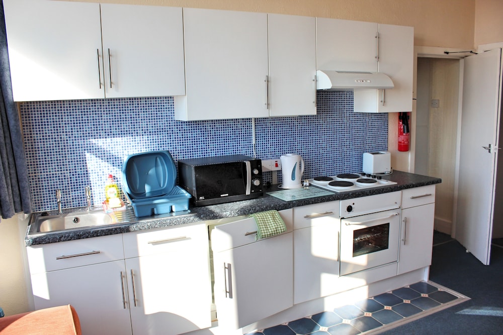 Sandpiper Holiday Apartments 5/50