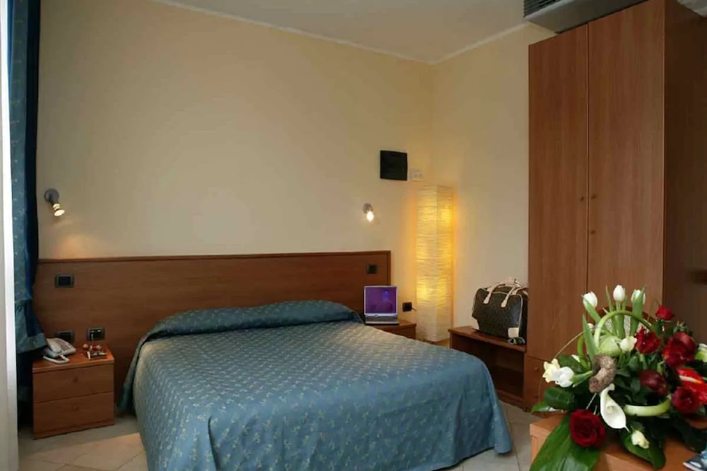 Hotel Spinelli 16/46