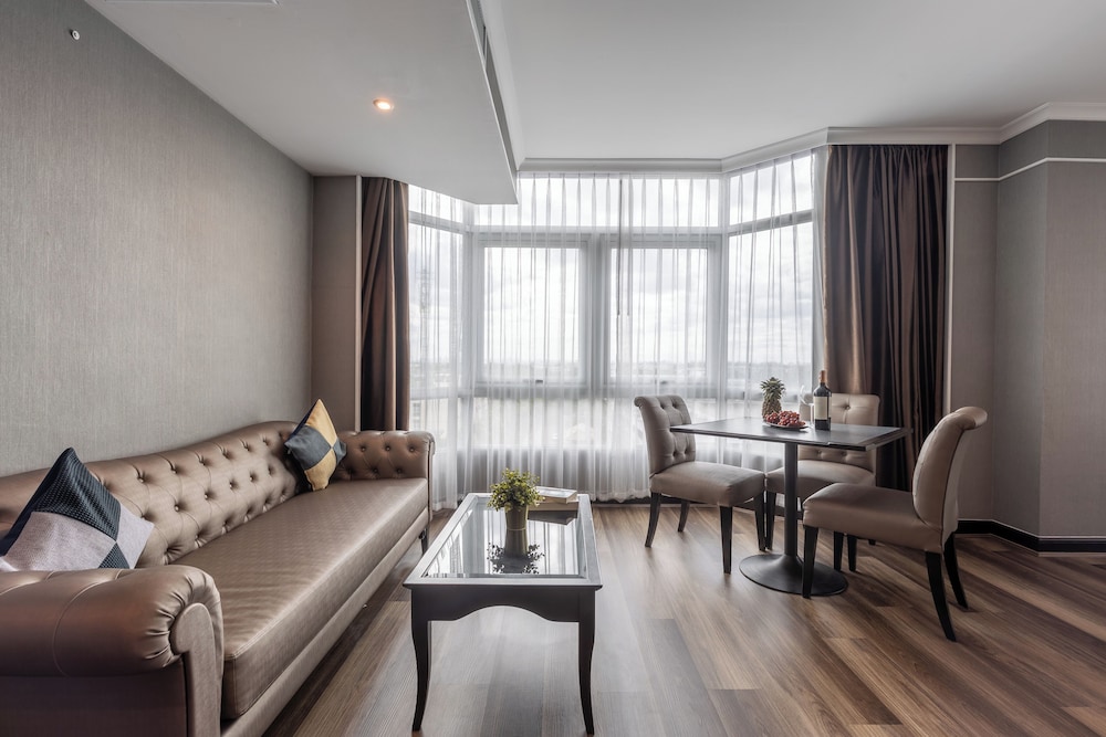 Siam Mandarina Hotel Formerly Grand Inn Come Hotel Suvarnabhumi Airport 50/74