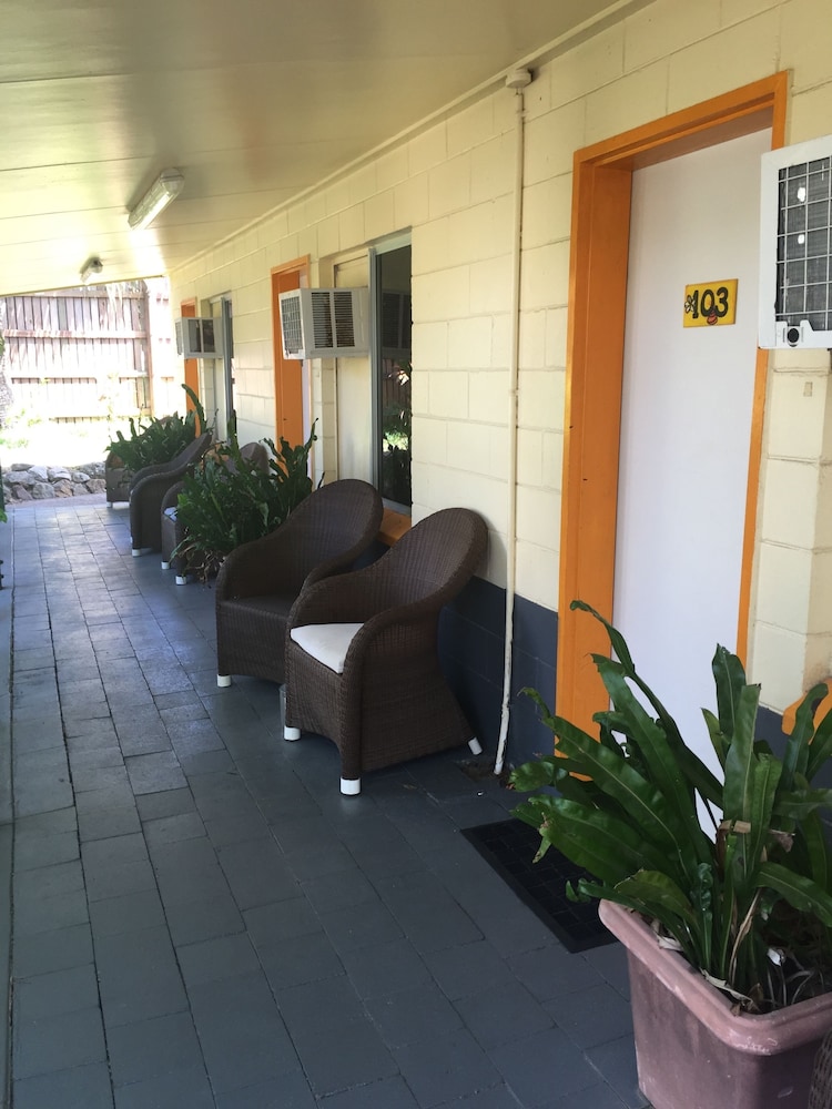 Wongai Beach Hotel 6/75