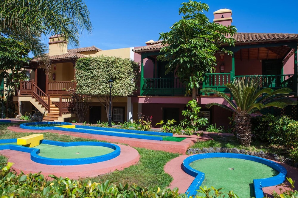 Apartamentos Oasis San Antonio 9/53