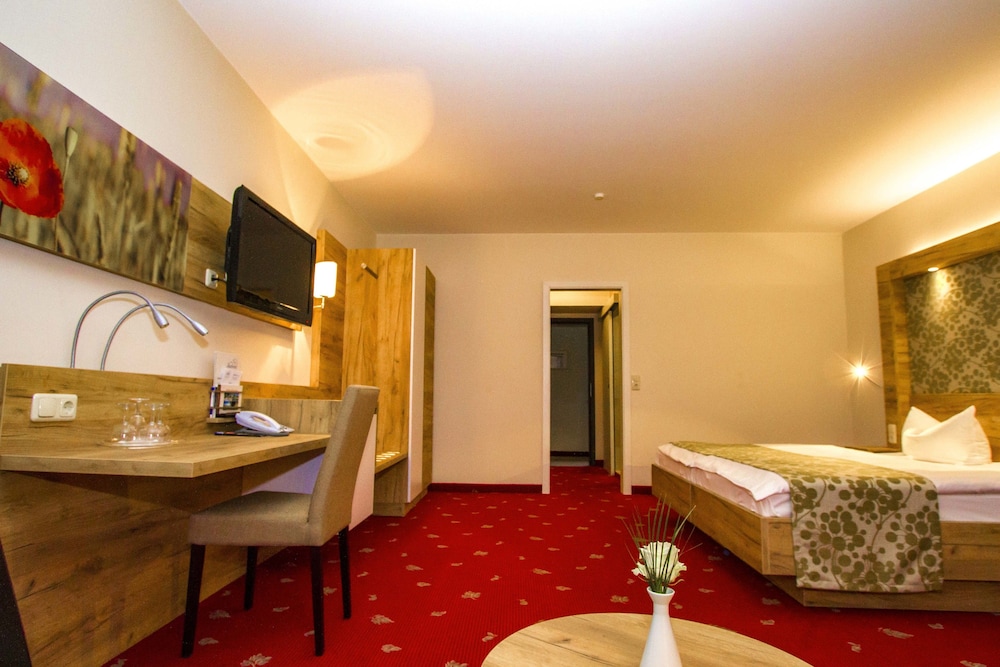 FALK SEEHOTEL PLAU AM SEE 50/50