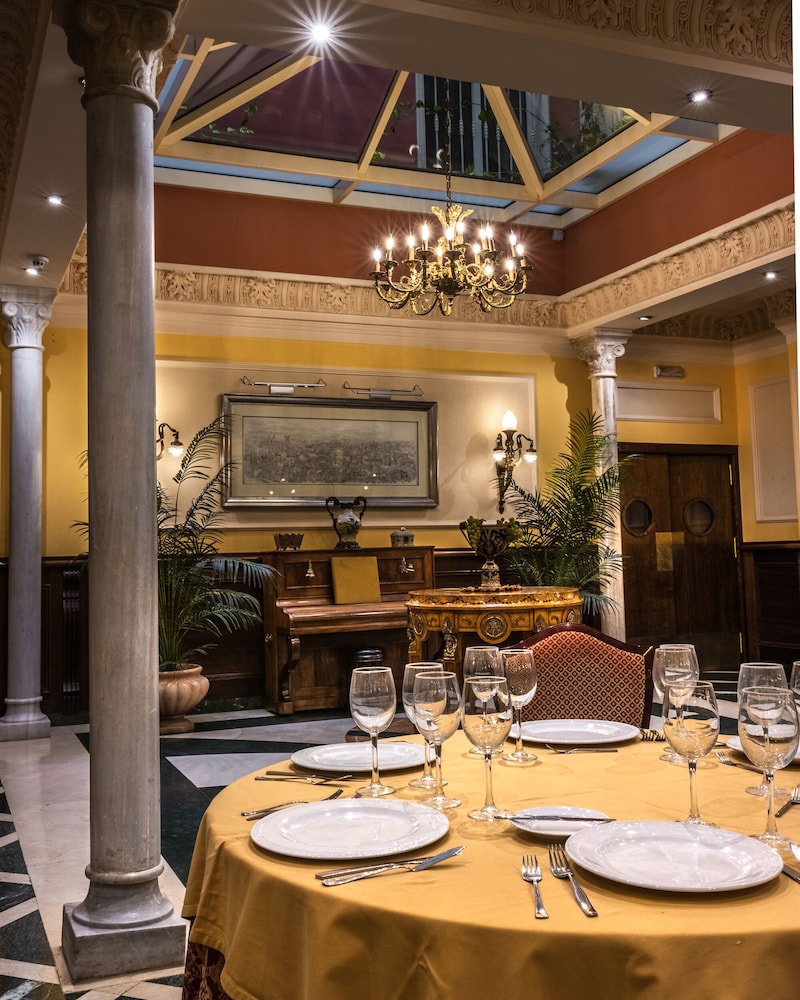 Reina Cristina 32/47