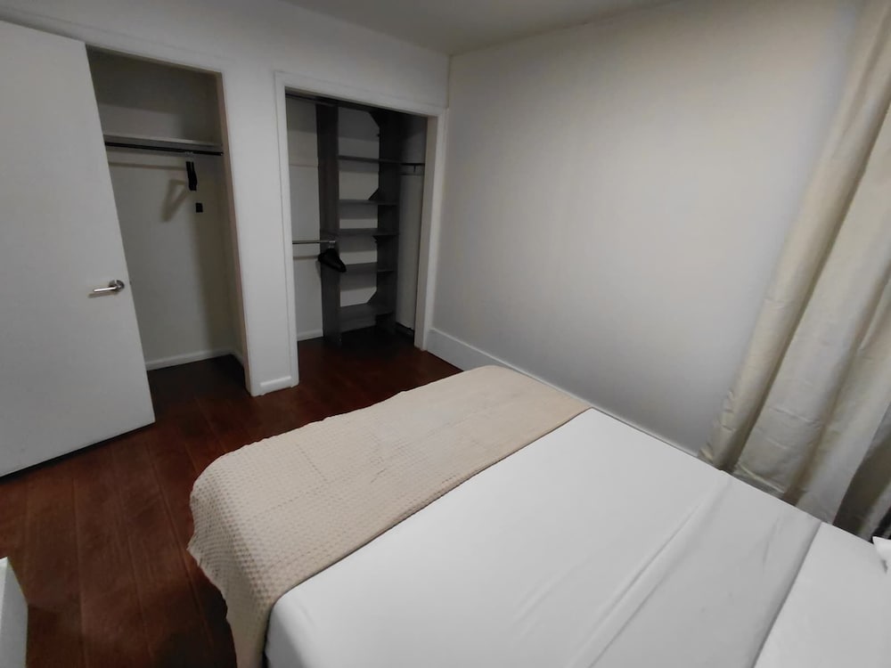 Arrowhead Motel 11/30
