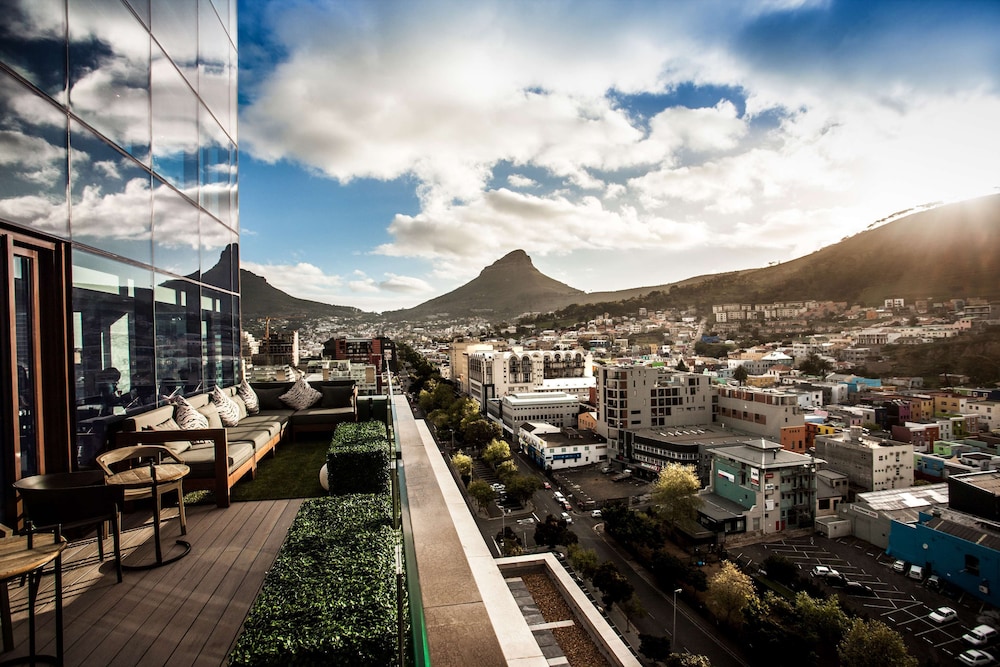 SunSquare Cape Town City Bowl 46/50