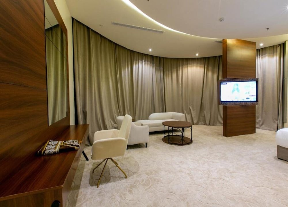 فندق ذا اس(The S Hotel Prince Sultan St) 28/37