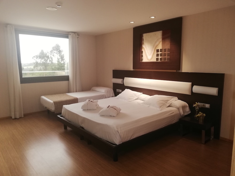 Hotel Oca Palacio de la Llorea and Spa 7/33