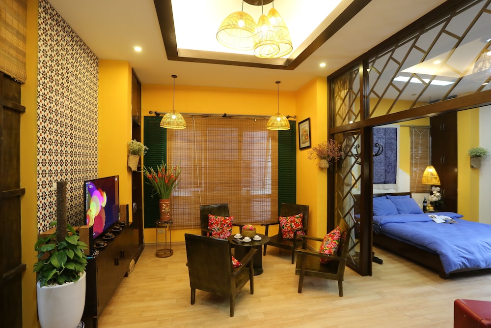 Tuti Lakeside Homestay 9/12