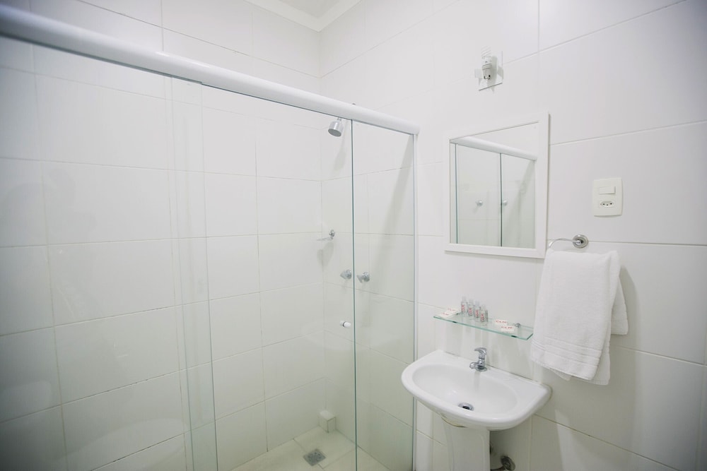 Clh Suites Domingos Ferreira 66/67