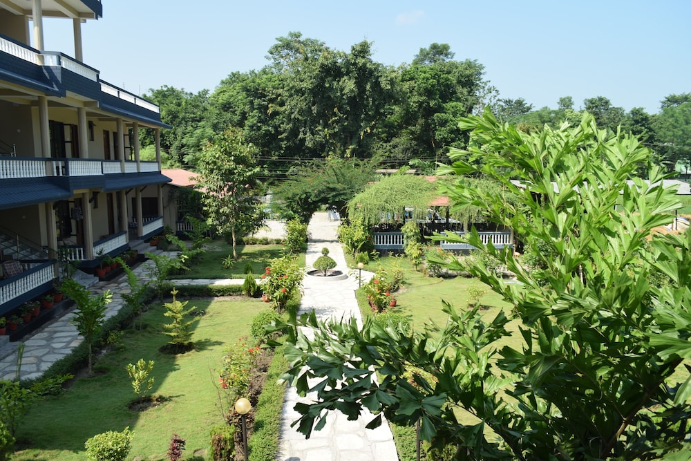 Chitwan Village Resort 9/39