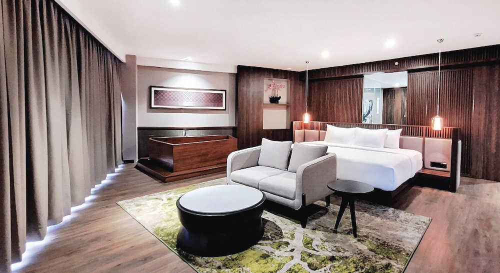 The Balcone Hotel and Resort 35/54
