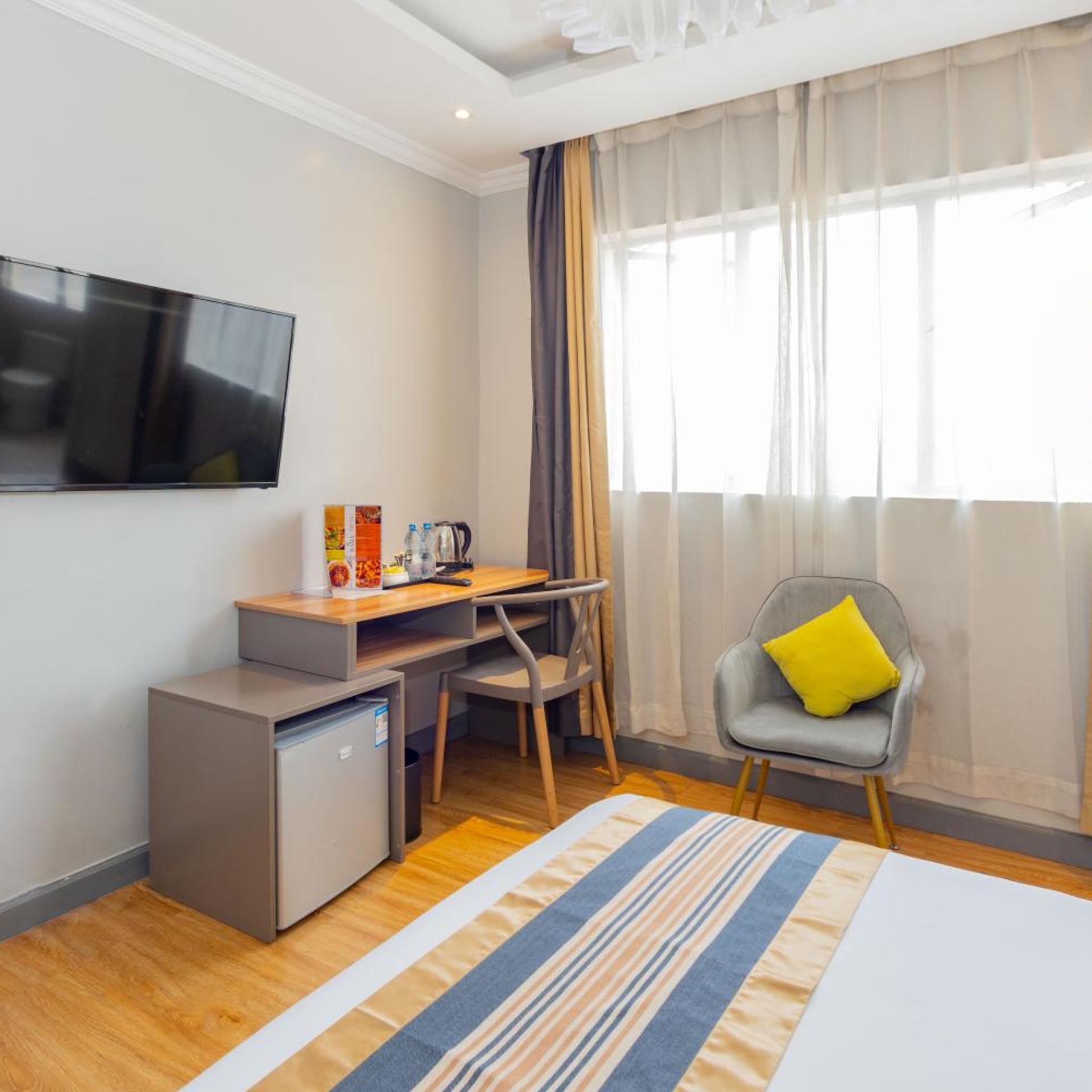Raha Suites 34/45