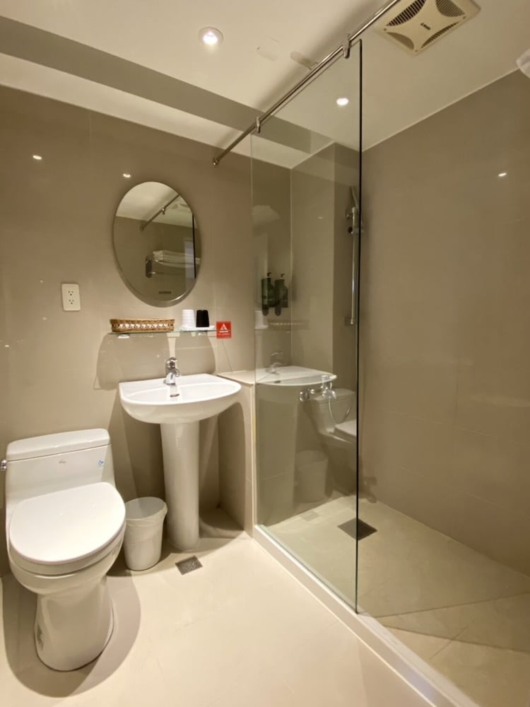 Jin Man Jia Hotel 60/62