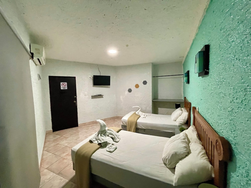 Hotel Chi Ibal Hu Cancun 11/33