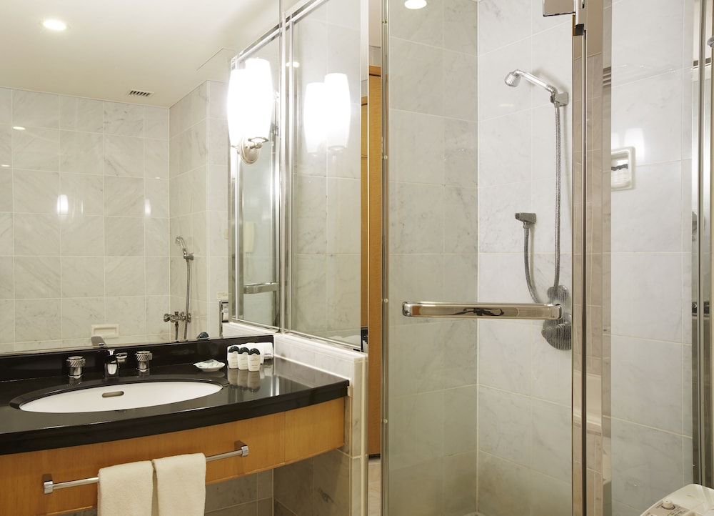 Jr Hotel Clement Takamatsu 47/50