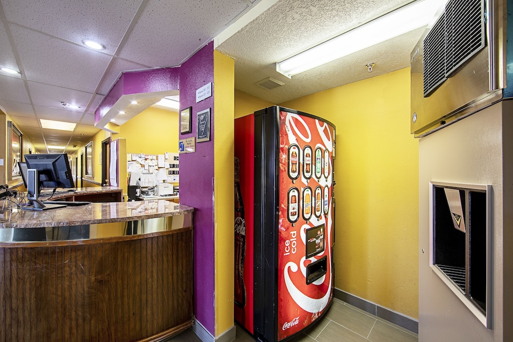 restaurant-cafeteria