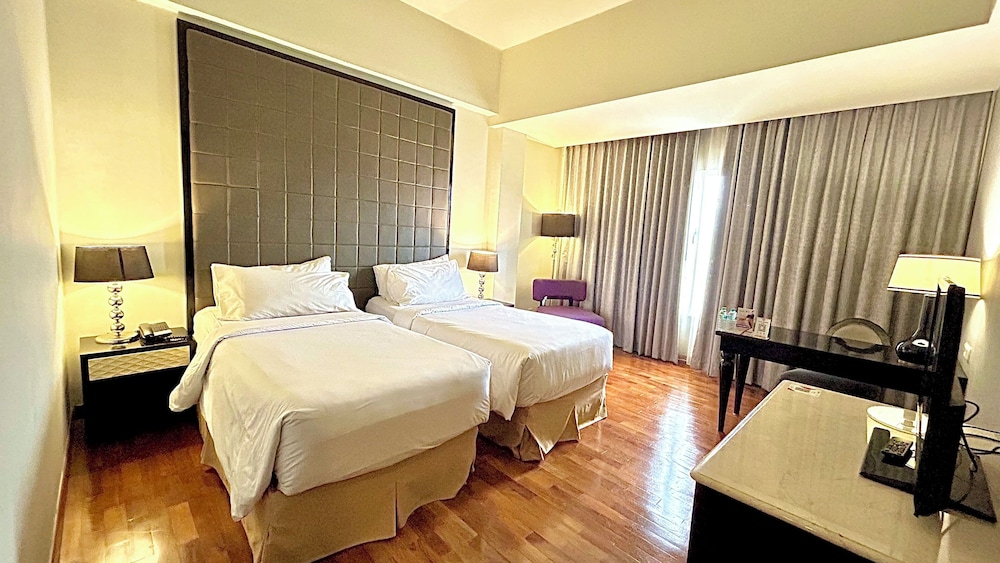 Diradja Hotel 18/50