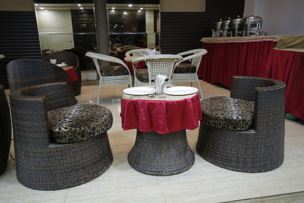 HOTEL DELHI PRIDE 35/42