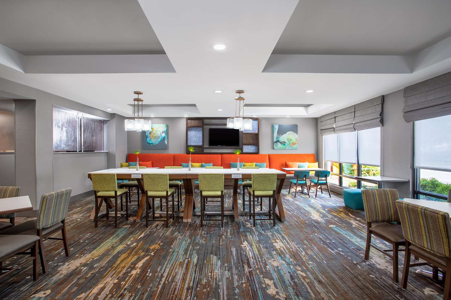 Hampton Inn Iowa City/Coralville 33/54