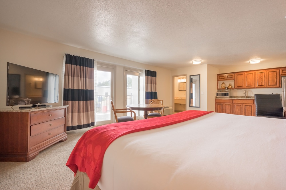 Cottonwood Suites Savannah Hotel and Conference Center 31/71