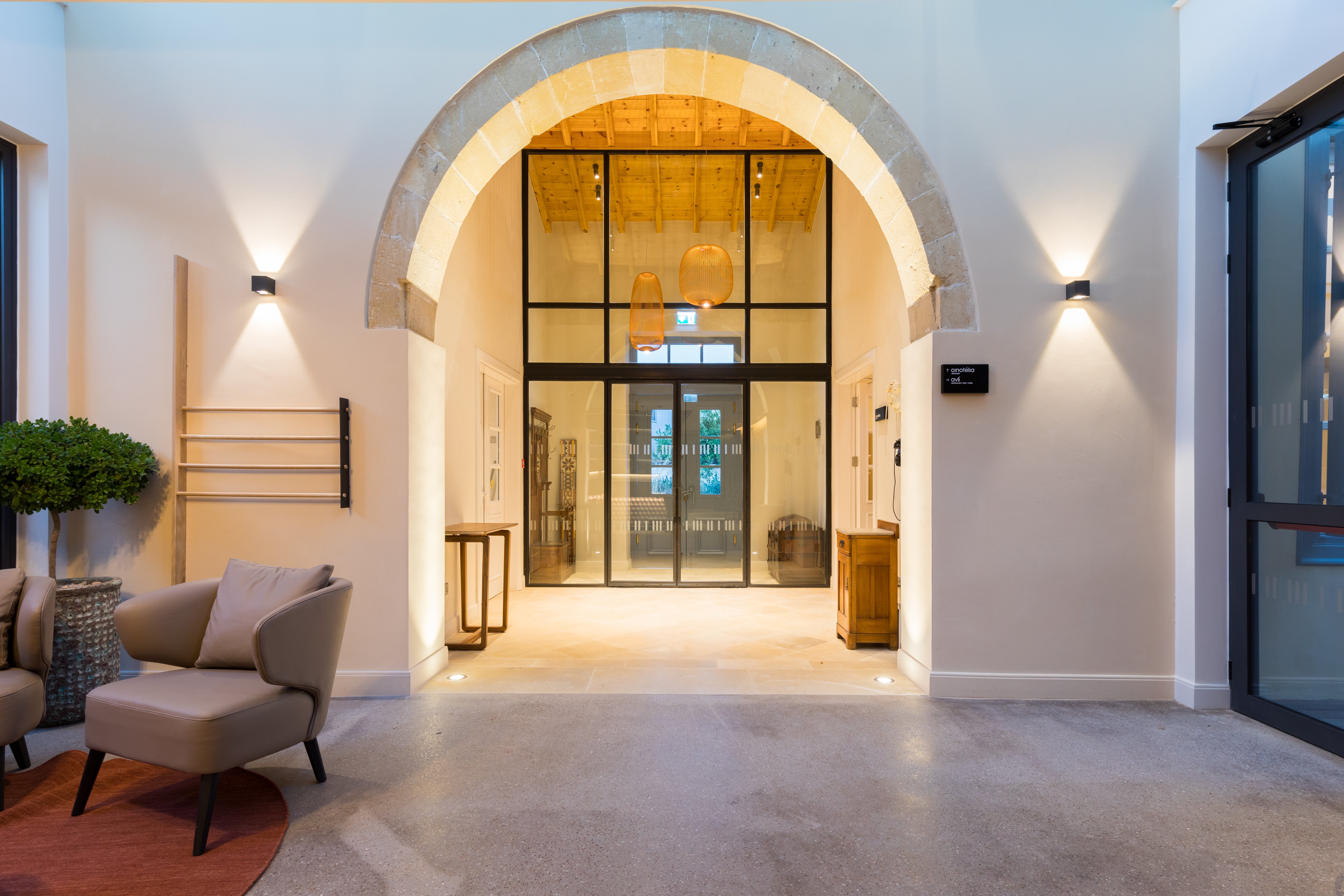 INDIGO HOTEL - Adults Only 18/82
