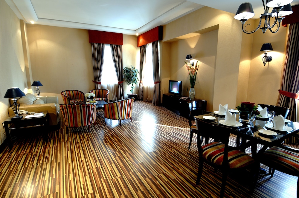 The Juffair Grand Hotel 45/62