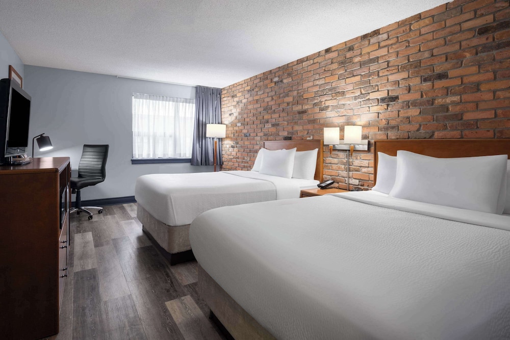 Room, 2 Queen Beds