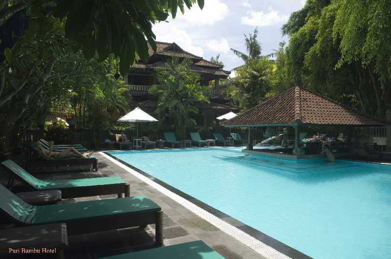 Hotel Puri Bambu 33/39