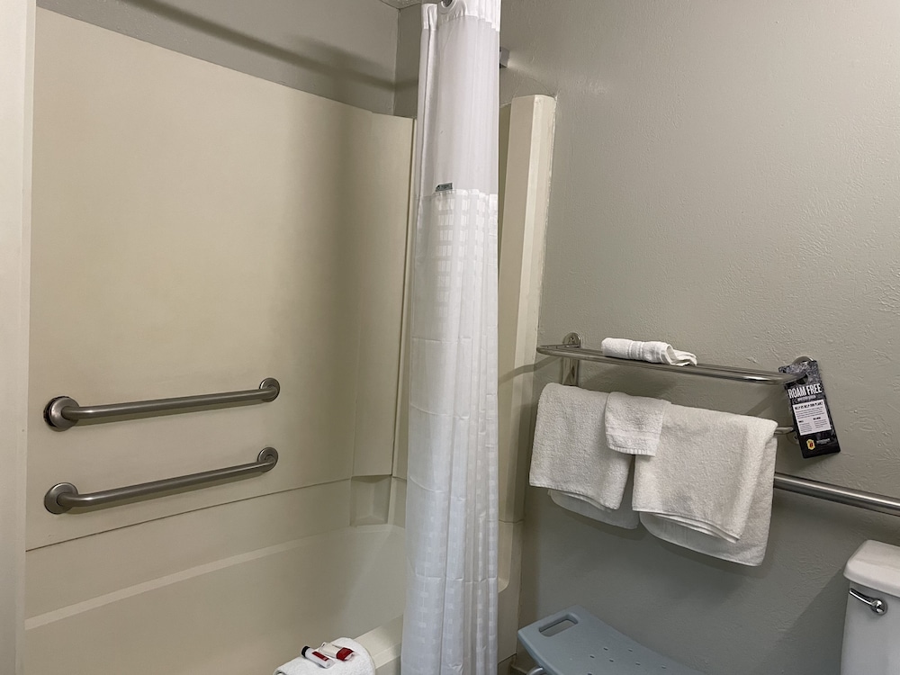 Super 8 By Wyndham Amarillo Central Tx 29/57