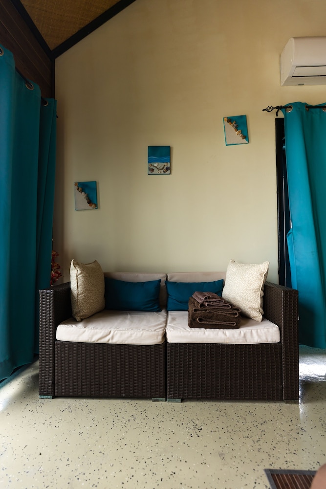 Lina Point Belize Overwater Resort 13/78