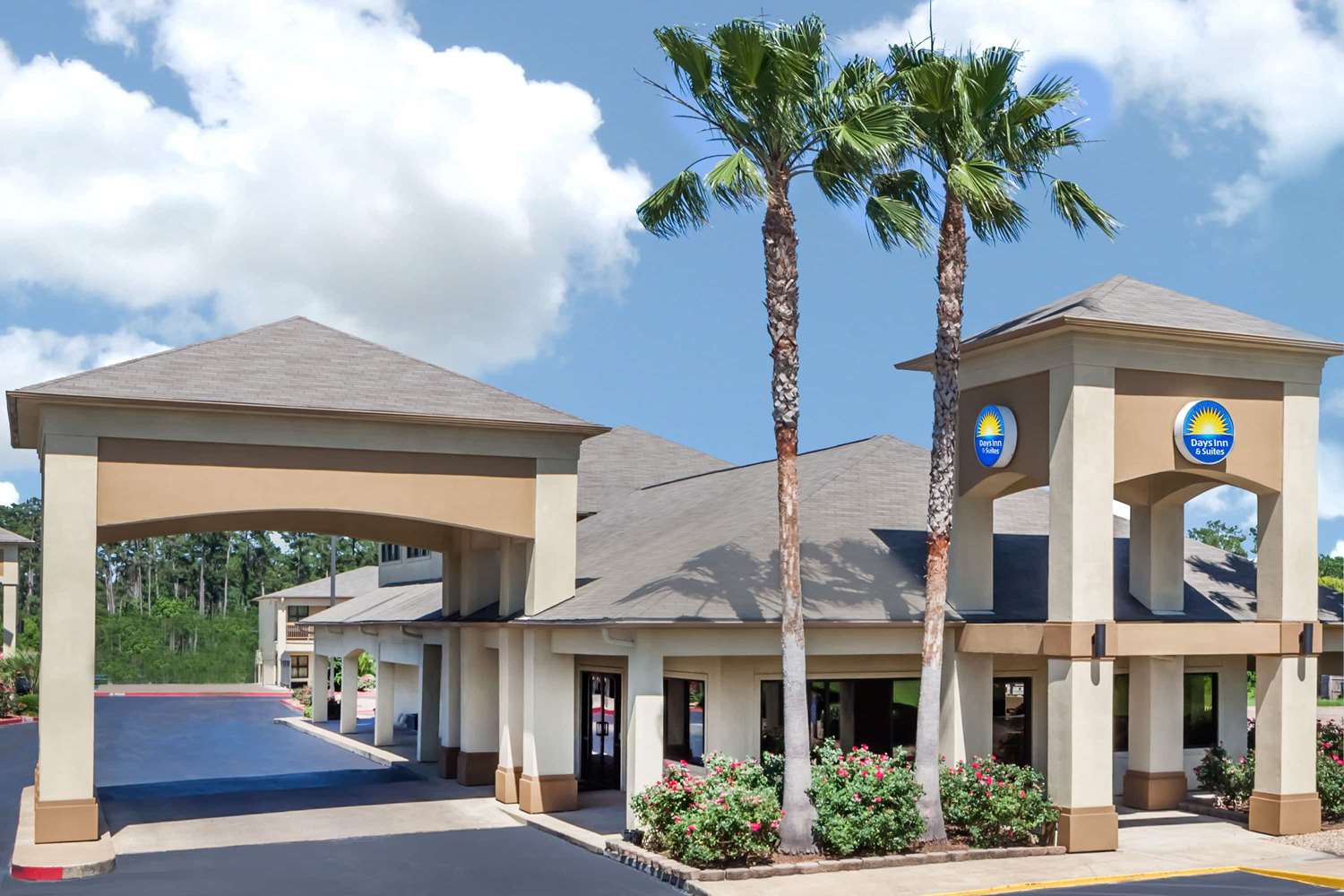 Days Inn & Suites by Wyndham Huntsville 3/14