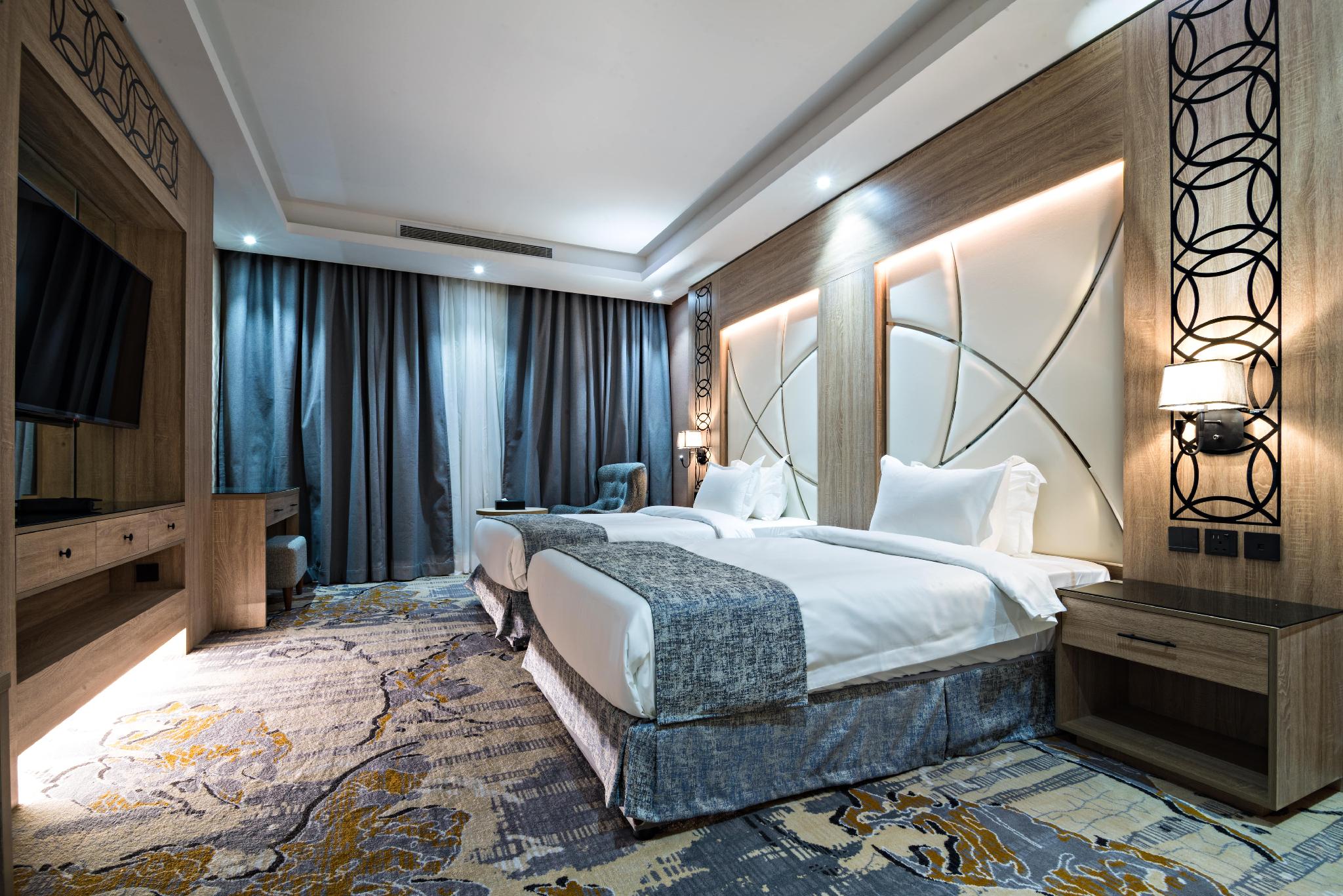 فندق ميرنيان(Mirnian Hotel) 13/40