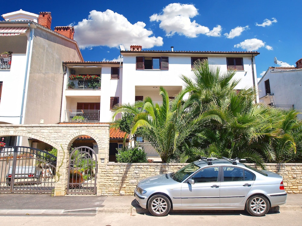 Apartments Ivica 1452 29/37