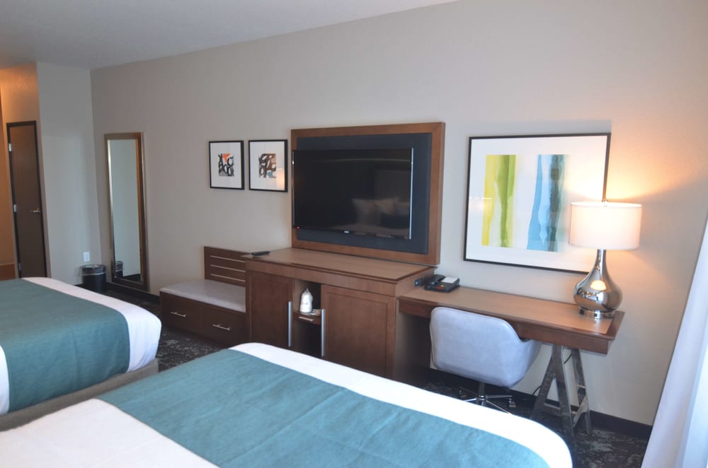 Best Western Premier Ankeny Hotel 14/43