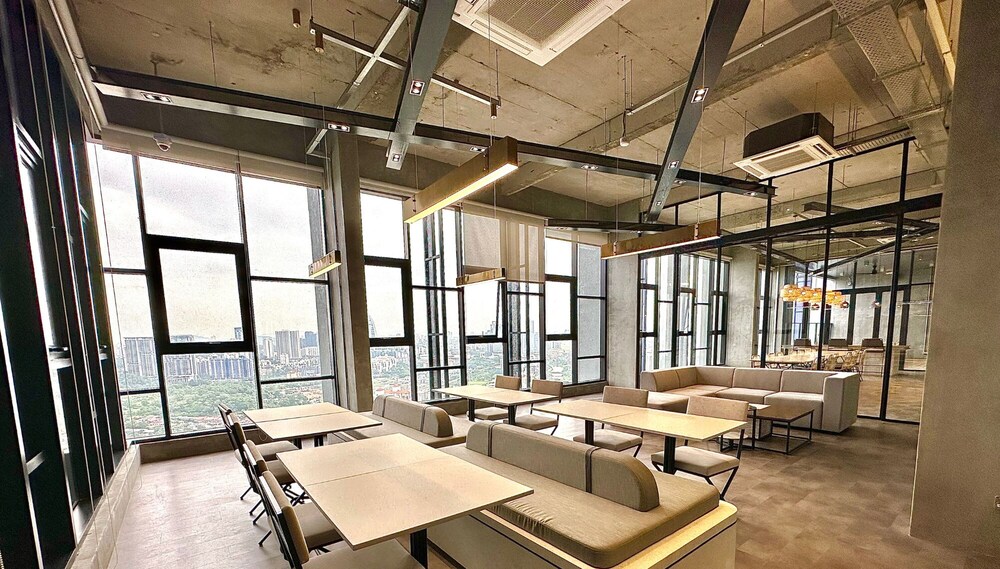 Millers Square by MyKey Global 48/59