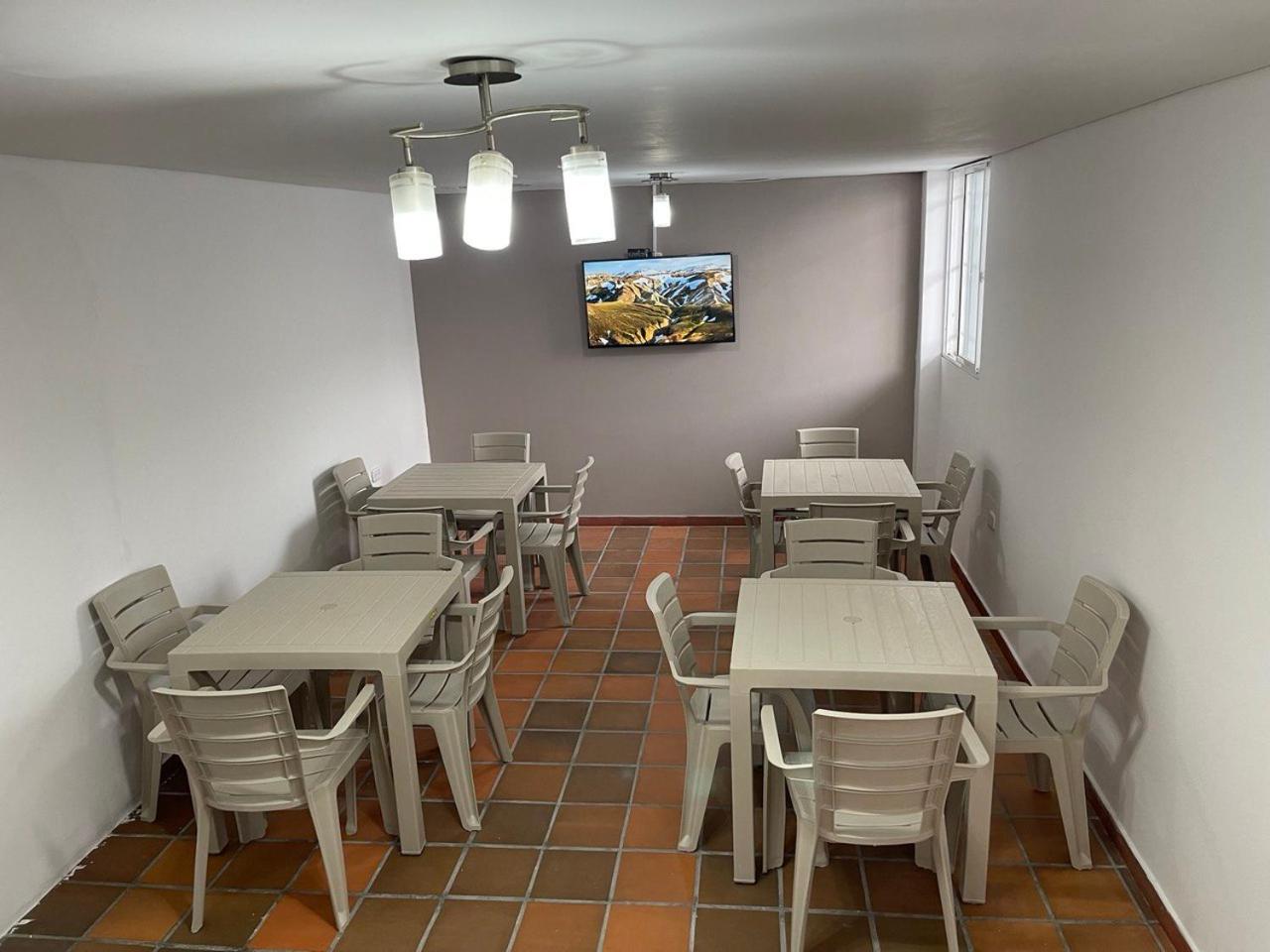 Hotel Valle Central 18/19