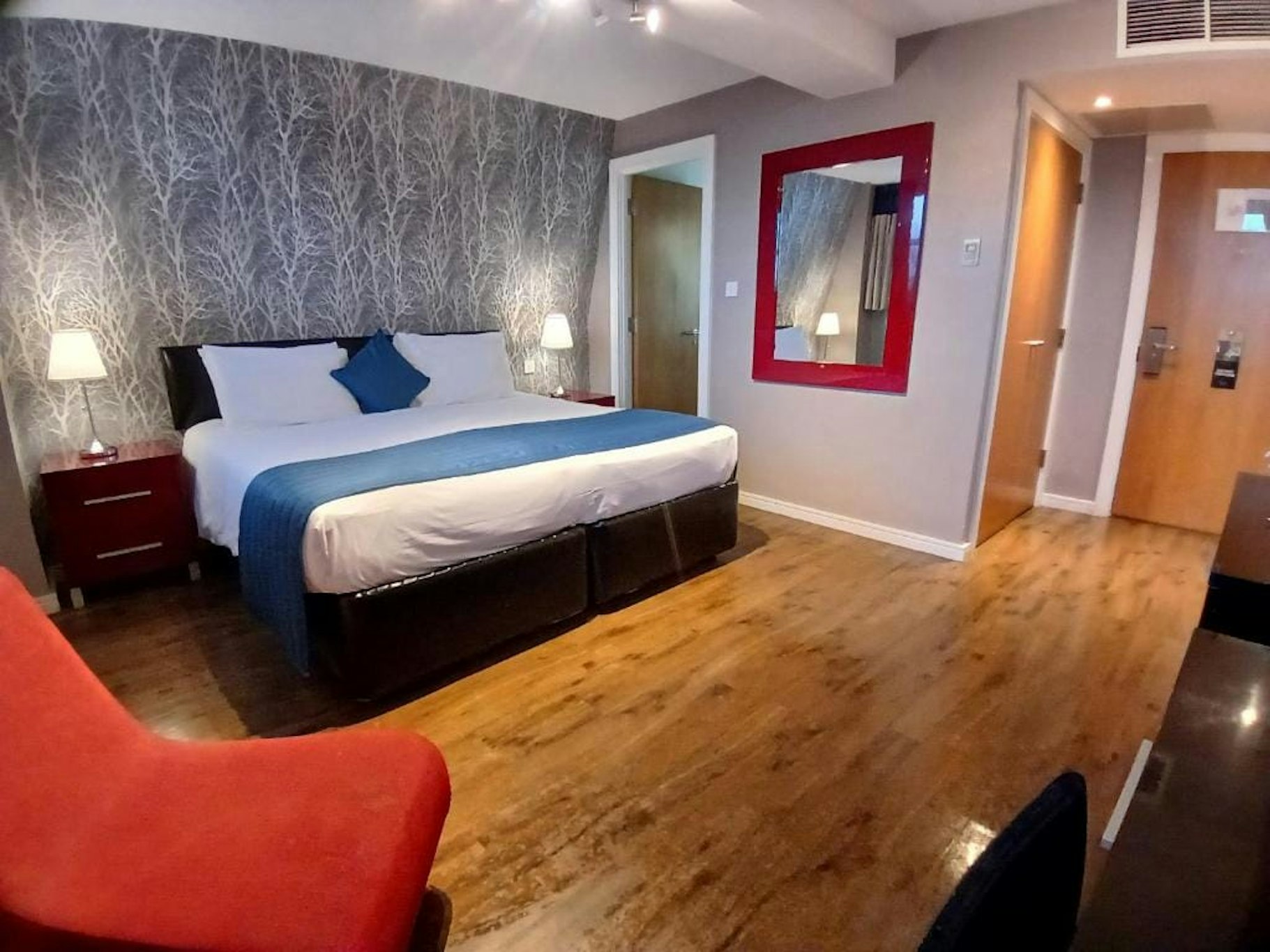 The Royal Hotel Cardiff 13/34