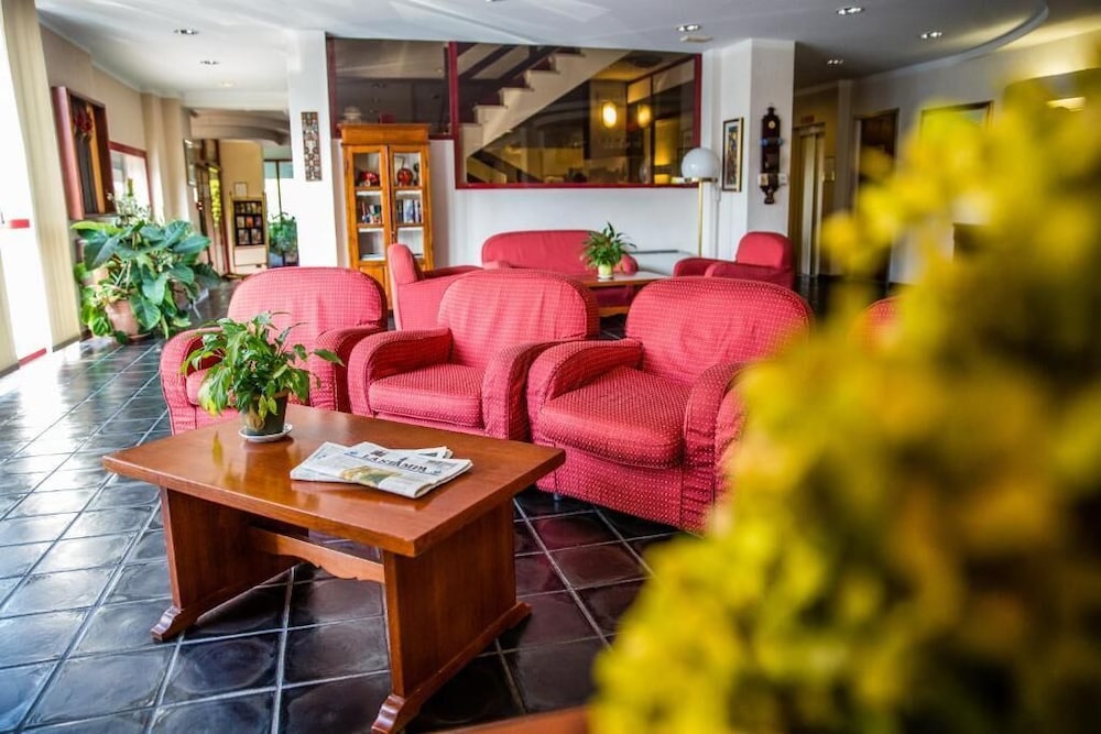 HOTEL GALANT 35/40