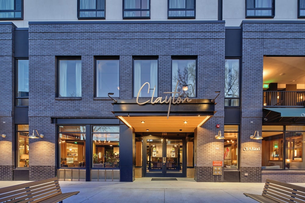 Clayton Hotel and Members Club 4/80