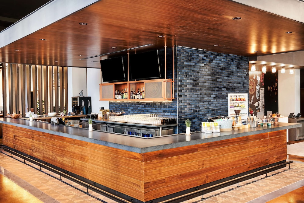 Hyatt Centric Downtown Denver 7/50