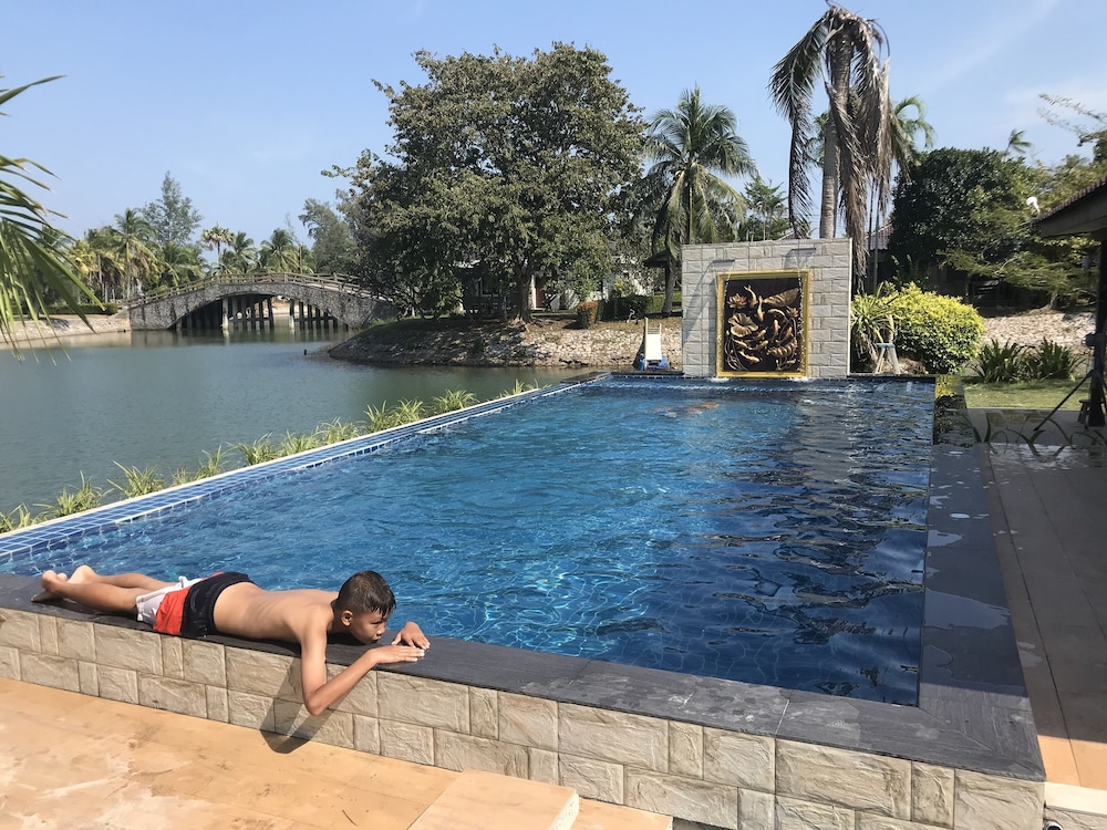 Rayong Rental Villas 33/36