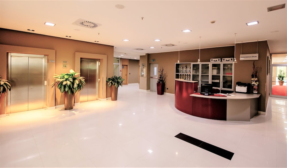 Holiday Inn Belgrade 7/71