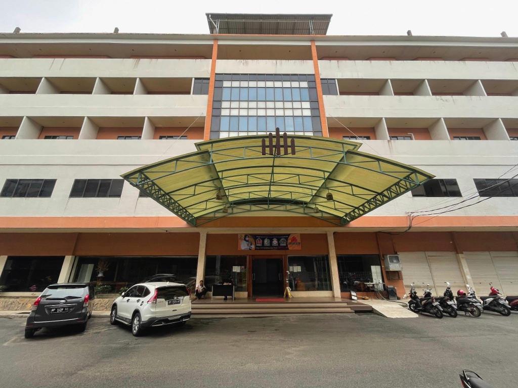 OYO 1178 Plaza Hotel Tanjung Pinang 44/50