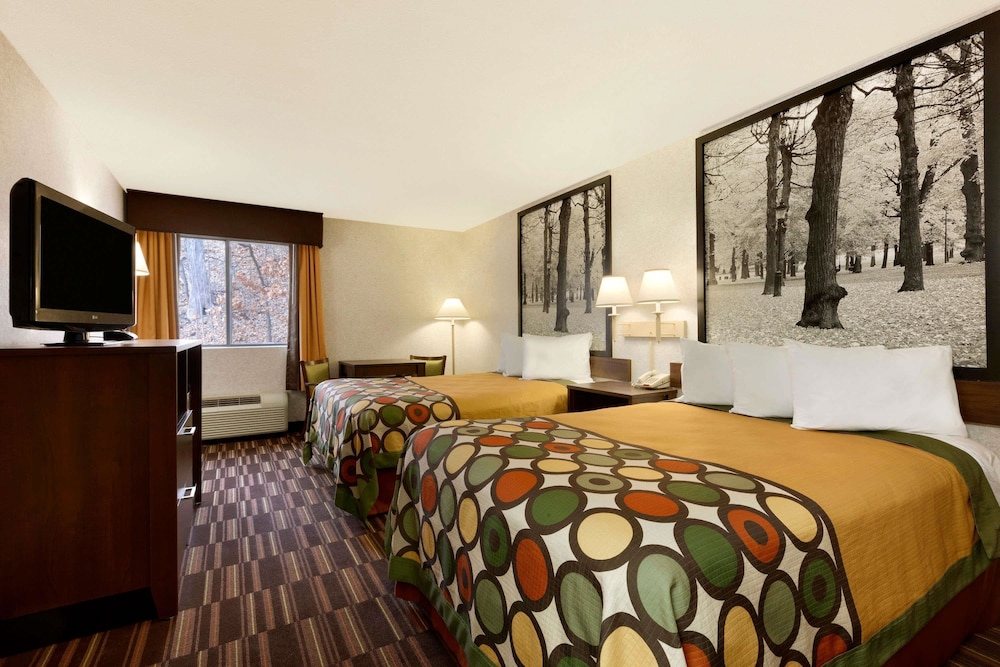 Riverdale Inn 6/14
