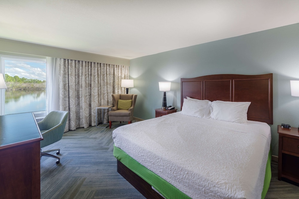 Holiday Inn Express Hotel and Suites Port Charlotte 11/34